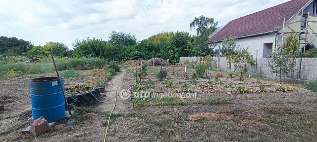 Eladó családi ház, Velencén 98 M Ft / költözzbe.hu