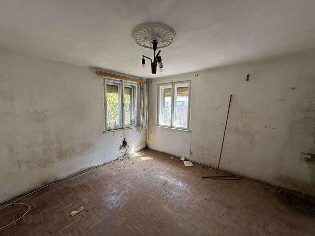 Eladó telek, Budapesten, XVI. kerületben 69.9 M Ft