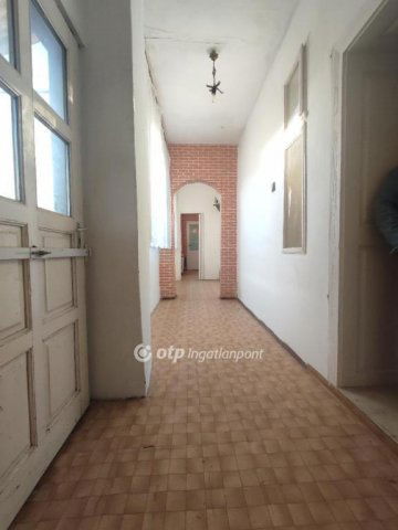 Eladó családi ház, Vámospércsen 33 M Ft, 3+1 szobás