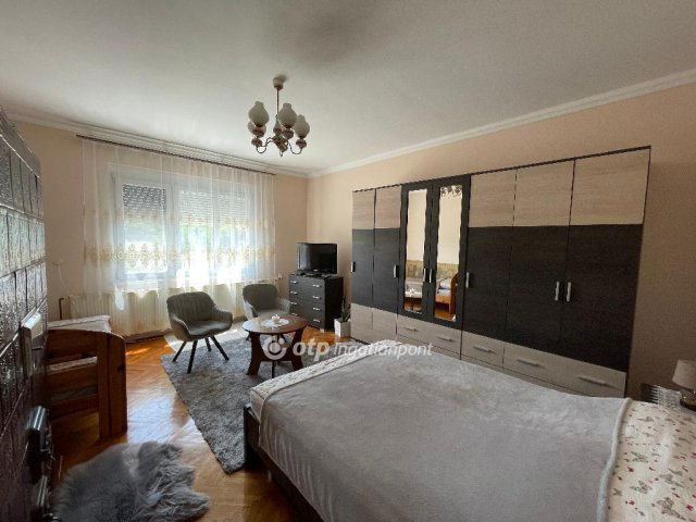 Eladó családi ház, Csanyteleken 69.5 M Ft, 2+1 szobás