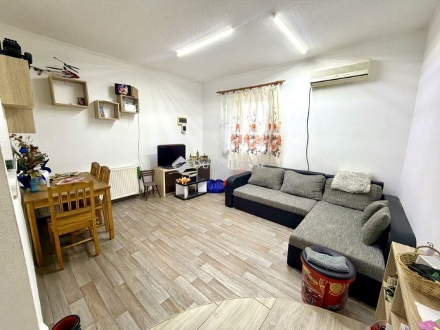 Eladó családi ház, Nagyvenyimen 38 M Ft, 3 szobás