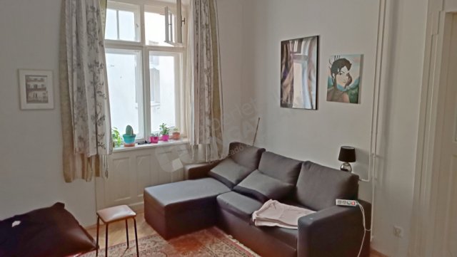 Kiadó téglalakás, albérlet, XI. kerületben, Villányi úton