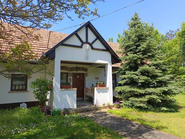 Eladó családi ház, Bugacon 95 M Ft / költözzbe.hu