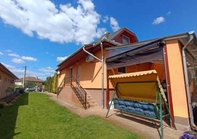 Eladó családi ház, Nyíregyházán 85 M Ft, 2 szobás