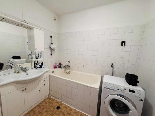 Eladó téglalakás, Pécsett 57.99 M Ft, 3 szobás