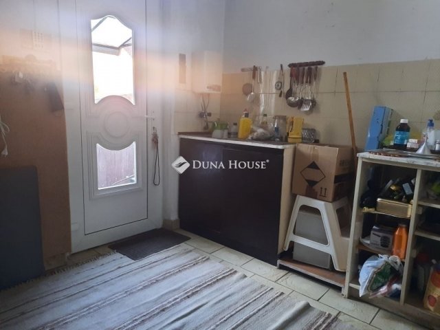 Eladó családi ház, Budapesten, XVIII. kerületben 72 M Ft