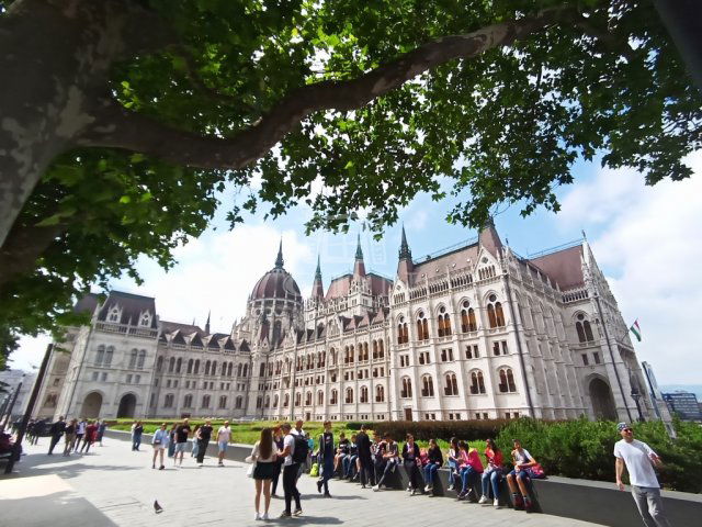 Eladó téglalakás, Budapesten, V. kerületben 89.9 M Ft, 2 szobás