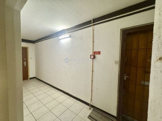 Eladó panellakás, Budapesten, III. kerületben 78.5 M Ft, 3 szobás