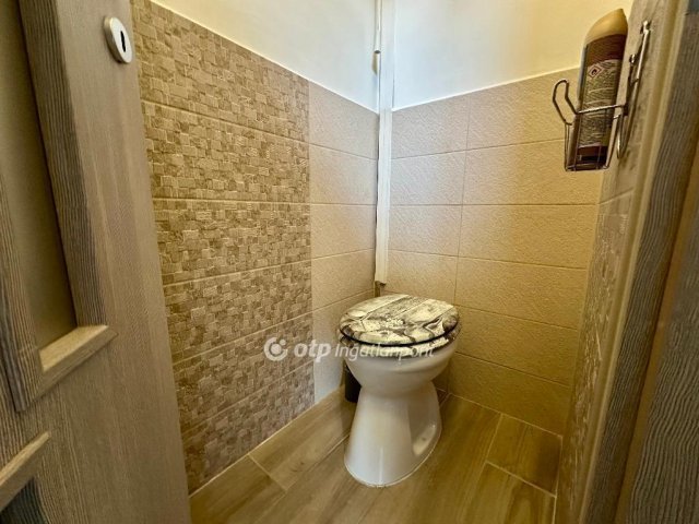 Eladó téglalakás, Debrecenben 64.99 M Ft, 2 szobás