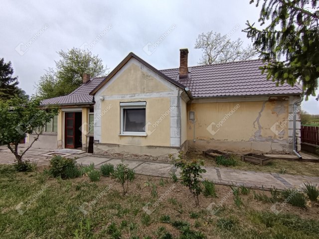 Eladó családi ház, Kiskorpádon 21.9 M Ft, 4 szobás