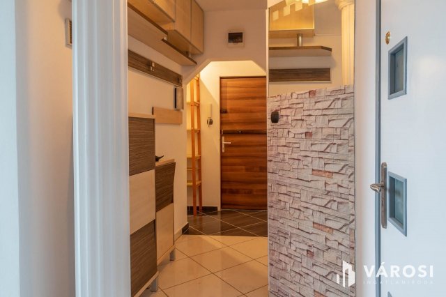 Eladó téglalakás, Békéscsabán 28.4 M Ft, 1 szobás