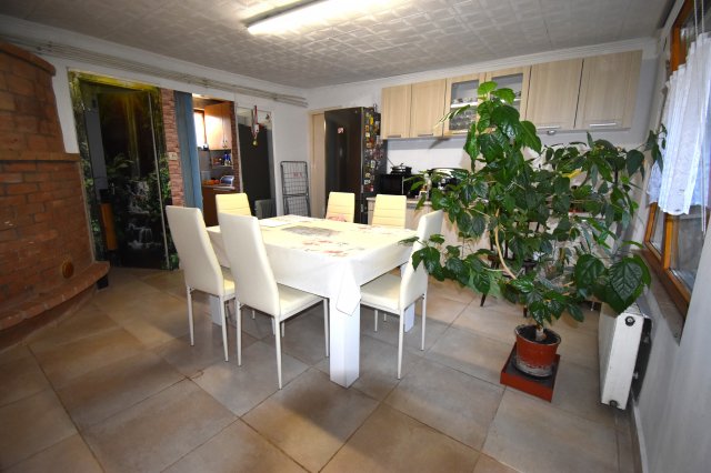 Eladó családi ház, Újcsanáloson 19.9 M Ft, 2 szobás