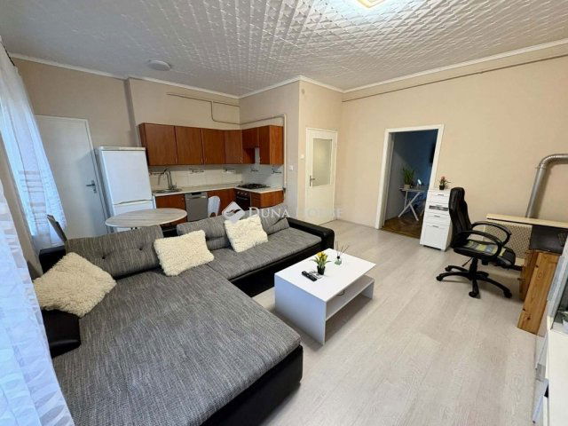 Eladó téglalakás, Bázakerettyén 17 M Ft, 2 szobás