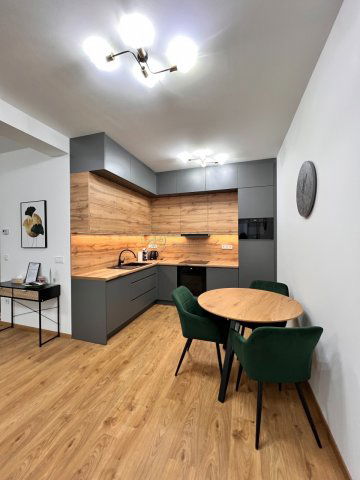 Eladó téglalakás, Szegeden 67.2 M Ft, 2 szobás