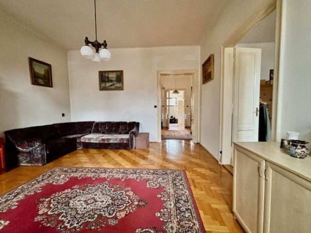 Eladó családi ház, Budapesten, XIX. kerületben, Zrínyi utcában