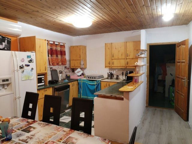 Eladó családi ház, Vereben 65 M Ft, 4 szobás