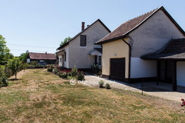 Eladó családi ház, Nagyivánon 20.6 M Ft, 3 szobás