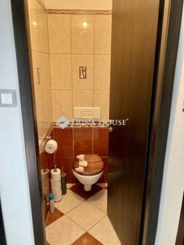 Eladó családi ház, Érden 179 M Ft, 6 szobás