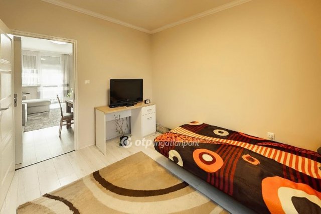 Eladó téglalakás, Egerben 45 M Ft, 2 szobás