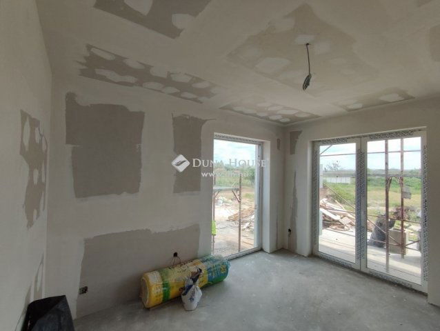 Eladó ikerház, Budapesten, XVIII. kerületben 140 M Ft, 5 szobás