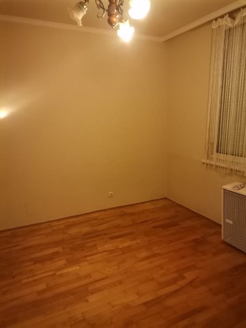 Eladó panellakás, Nyíregyházán 37 M Ft, 2 szobás