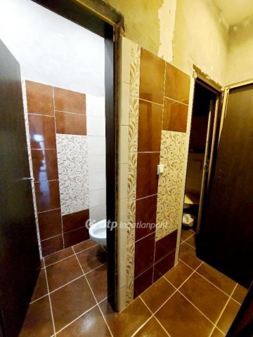 Eladó családi ház, Mezőnyárádon 50 M Ft, 7 szobás
