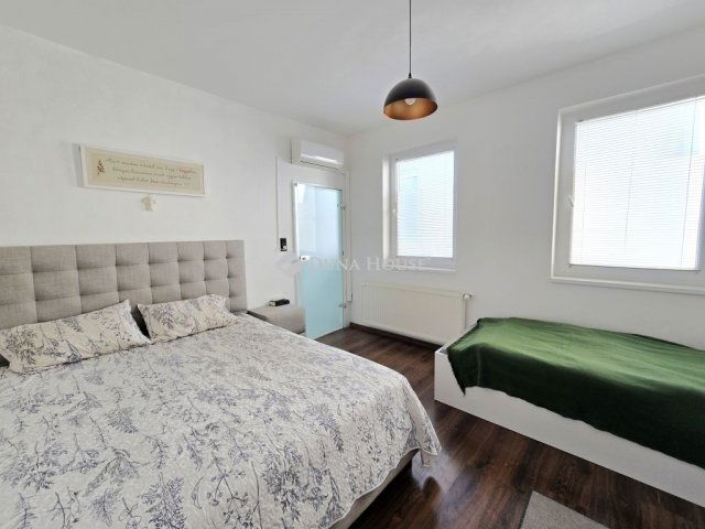 Eladó téglalakás, Pécsett 84.9 M Ft, 3 szobás