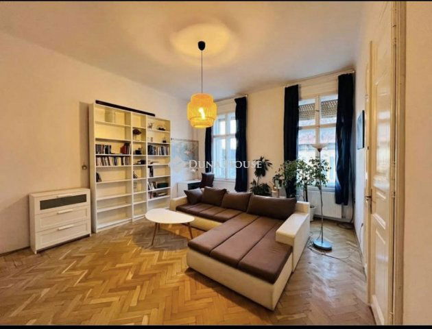 Eladó téglalakás, Budapesten, VII. kerületben, Szinva utcában