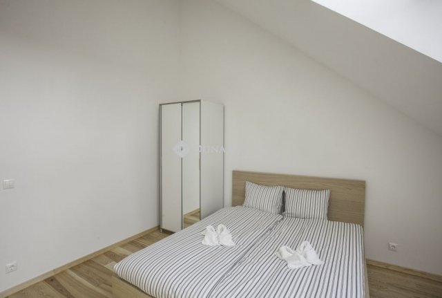 Eladó téglalakás, Budapesten, VII. kerületben 139 M Ft, 3 szobás