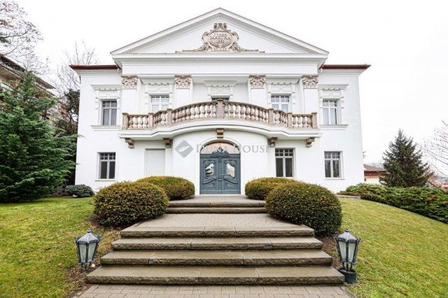 Eladó családi ház, Budapesten, II. kerületben 1725 M Ft