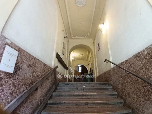 Eladó téglalakás, Budapesten, VII. kerületben 43.9 M Ft