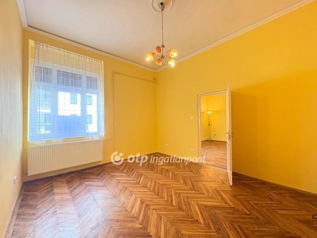 Eladó téglalakás, Budapesten, IX. kerületben 74.9 M Ft, 2 szobás