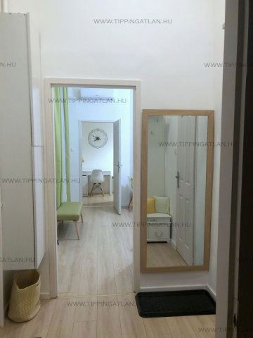 Eladó téglalakás, Budapesten, VII. kerületben, Thököly úton