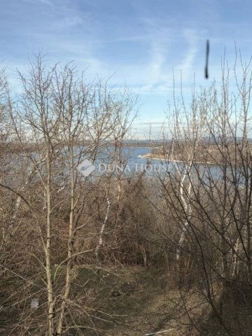 Eladó téglalakás, Lábatlanon 27.9 M Ft, 2 szobás