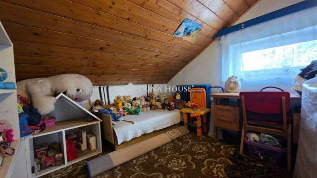 Eladó családi ház, Szombathelyen 75.99 M Ft, 5 szobás