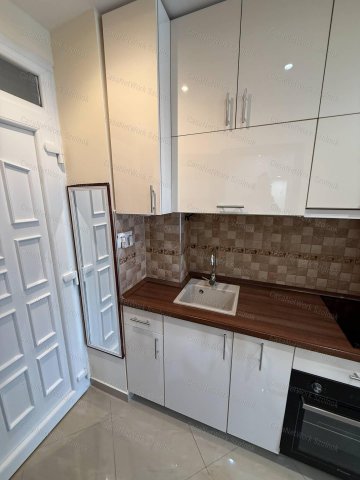 Kiadó téglalakás, albérlet, Szolnokon 120 E Ft / hó, 1+1 szobás