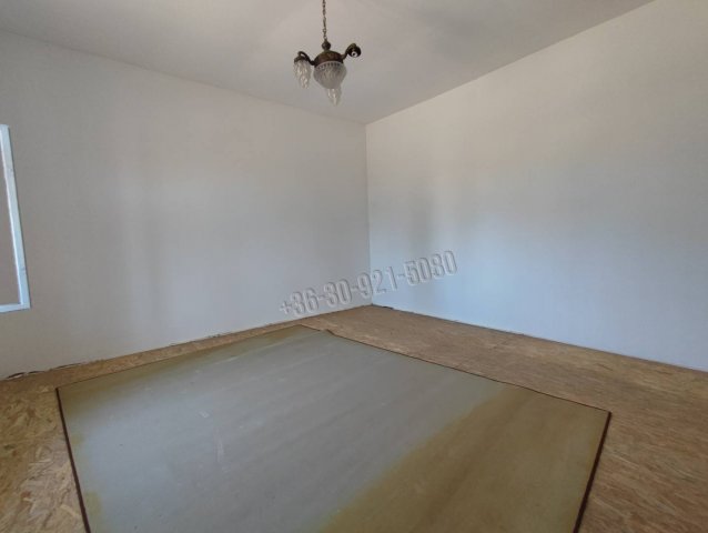 Eladó családi ház, Gödöllőn 63.5 M Ft, 2+1 szobás