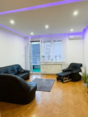 Kiadó téglalakás, albérlet, V. kerületben, Petőfi Sándor utcában