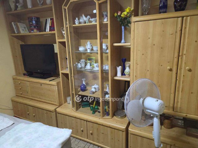 Eladó telek, Ajkán 10.5 M Ft / költözzbe.hu