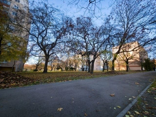 Eladó téglalakás, Budapesten, XVIII. kerületben 69 M Ft