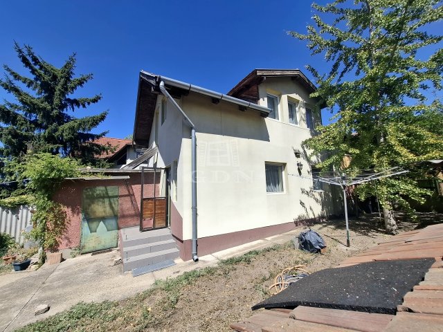 Eladó ikerház, Budapesten, XVIII. kerületben 54.9 M Ft, 4 szobás