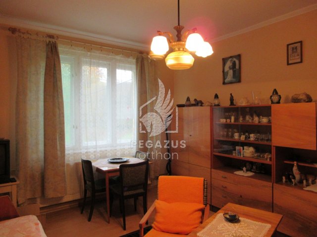 Eladó téglalakás, Királdon 8.5 M Ft, 2 szobás