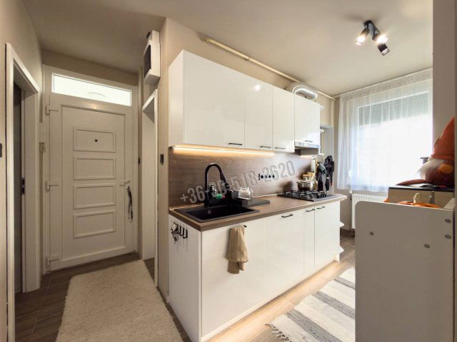 Eladó panellakás, Rétságon 46.9 M Ft, 3 szobás