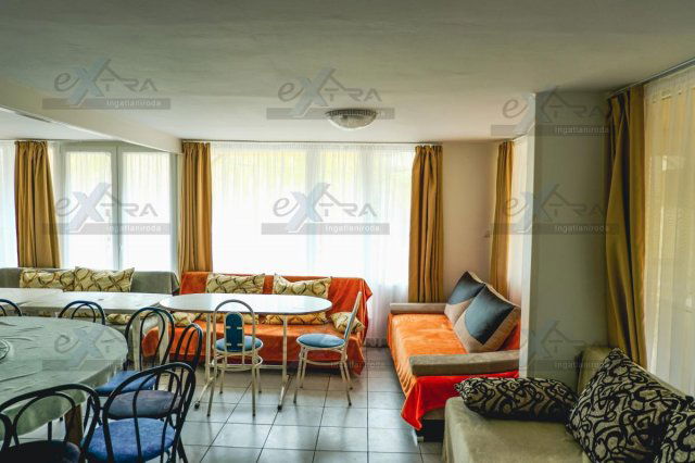 Eladó nyaraló, Csongrádon 59.9 M Ft, 5+4 szobás