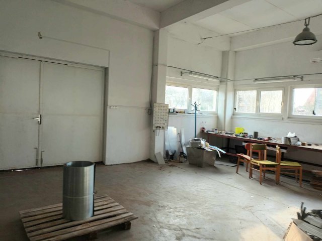 Eladó ipari ingatlan, Debrecenben, Vágóhíd utcában 370 M Ft