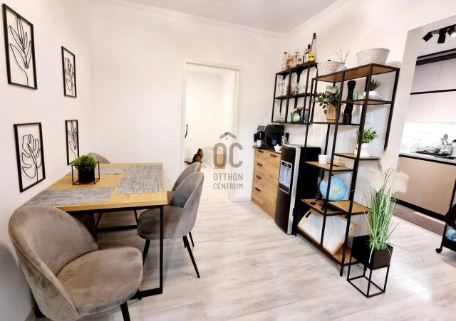 Eladó panellakás, Budapesten, XVIII. kerületben 79 M Ft, 3 szobás