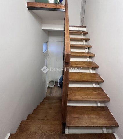 Eladó családi ház, Hódmezővásárhelyen 93.5 M Ft, 5 szobás