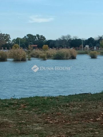 Eladó családi ház, Kiszomboron 29.99 M Ft, 2 szobás