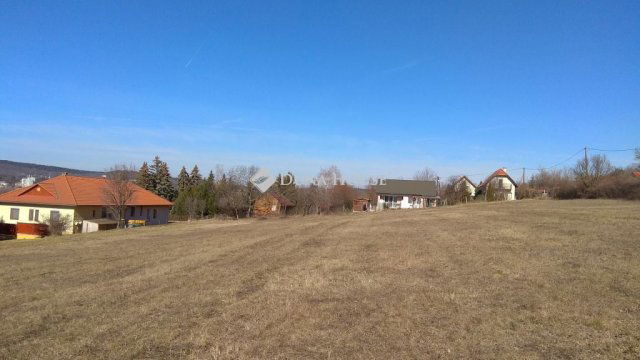 Eladó telek, Balatonfűzfőn 45 M Ft / költözzbe.hu