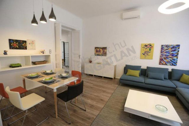 Kiadó téglalakás, albérlet, VI. kerületben, Paulay Ede utcában